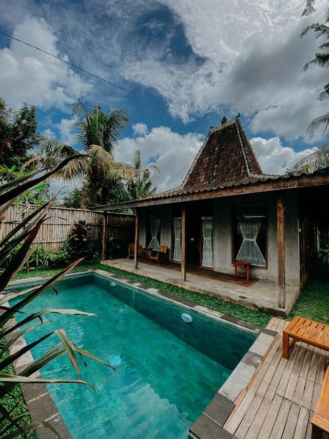 Sarini Villas Blahbatu ภายนอก รูปภาพ